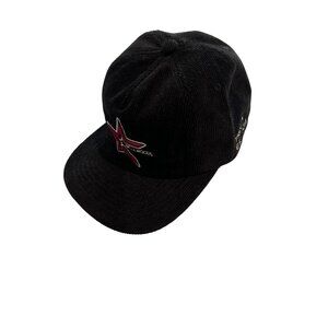 TRINITY The Label Bellwoods Hat in Black